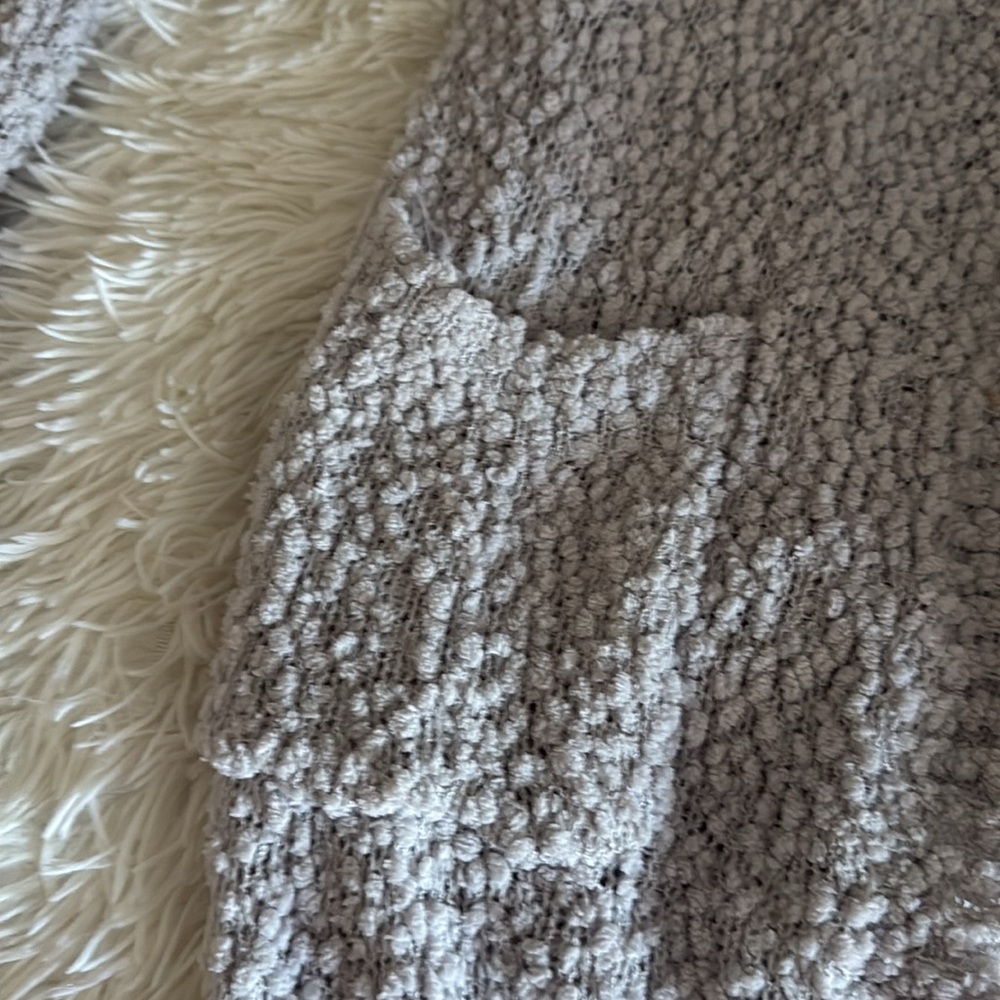 Women's popcorn sweater! - Picture 5 of 5